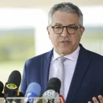 EUA liberam visto de Padilha após tensão diplomática entre Brasília