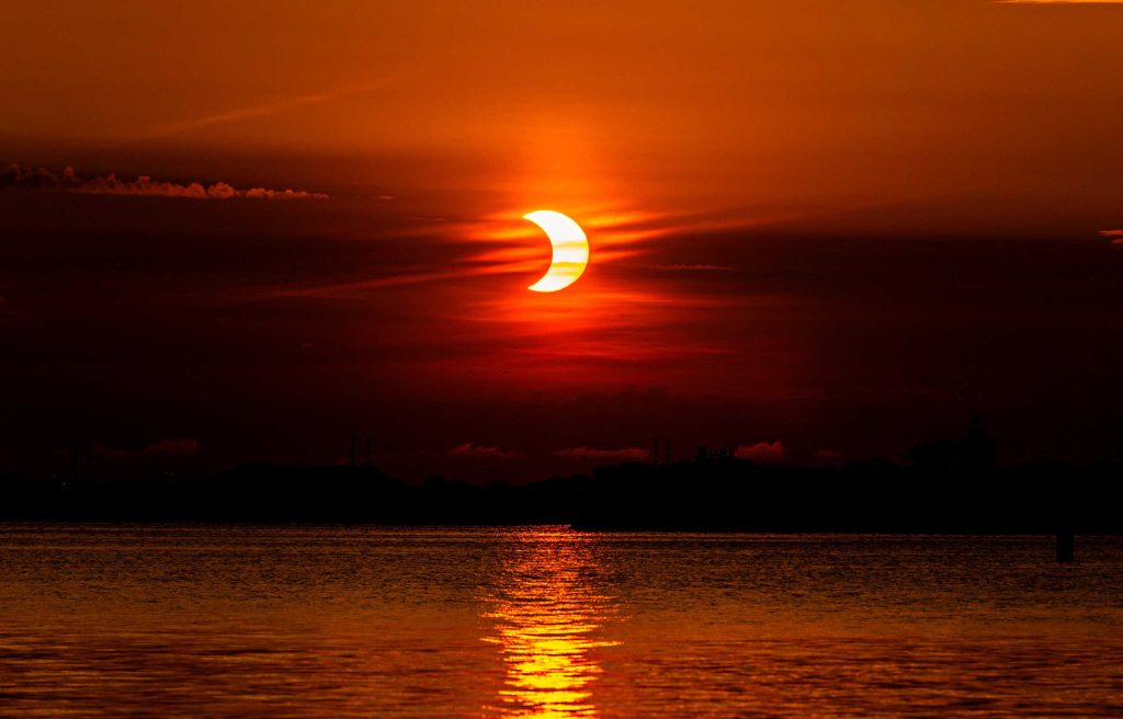 Eclipse solar de setembro: quais as diferenças entre este e