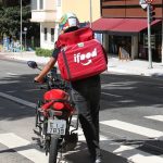Em dez anos, aplicativos crescem 170% e impulsionam ocupação informal