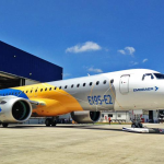 Embraer fecha contrato para a venda de 74 aviões E195-E2