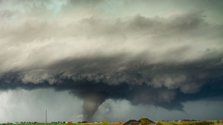 Existe tornado no Brasil? Descubra onde e por que eles