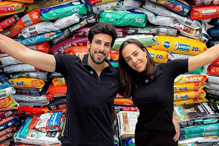 Filha de Faustão e marido surpreendem com pedido de presente