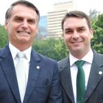 Flávio Bolsonaro rejeita proposta de anistia limitada e exige perdão
