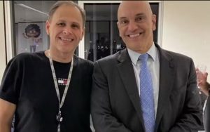 Flávio convoca ex-assessor de Moraes para falar no Senado no