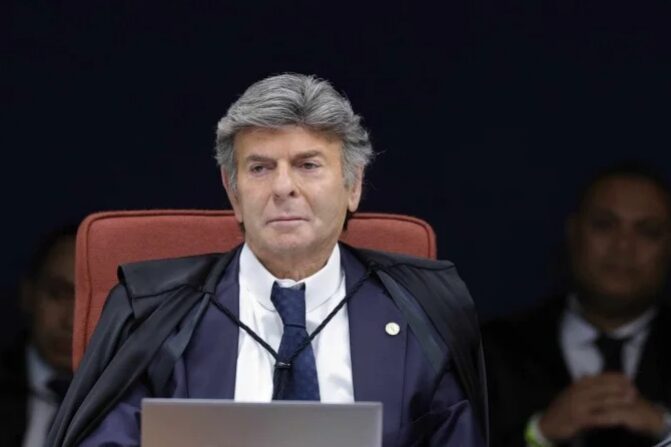 Fux diz que STF não tem competência para julgar o