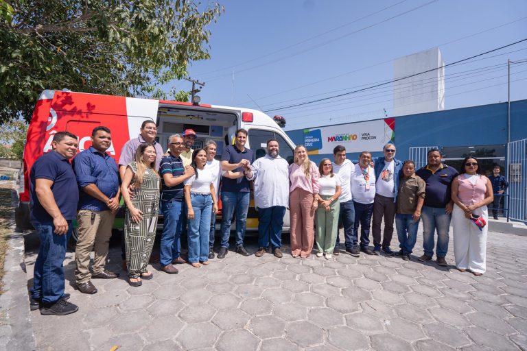 Governo entrega obras e serviços para a população de Primeira