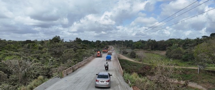 Governo intensifica recuperação da MA-014 para garantir trafegabilidade na Baixada