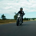 Honda revela data da sua primeira moto elétrica com carregamento