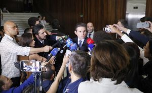 Hugo Motta diz que ainda avalia apoio à anistia e