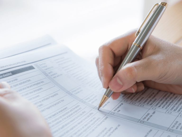 Justiça exige nomeação de concursados e demissão de servidores temporários