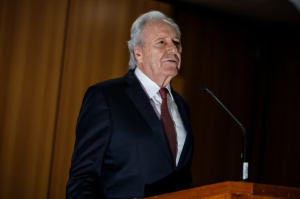 Lewandowski recupera visto e acompanhará Lula na ONU