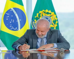 Lula sanciona PL da Adultização e prepara novos projetos para