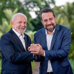 Lula volta dos EUA nesta quinta e prepara reforma ministerial