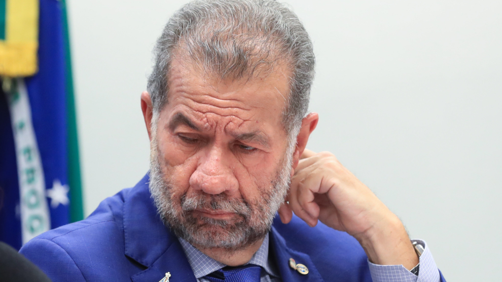 Lupi nega envolvimento em fraudes na Previdência e afirma à