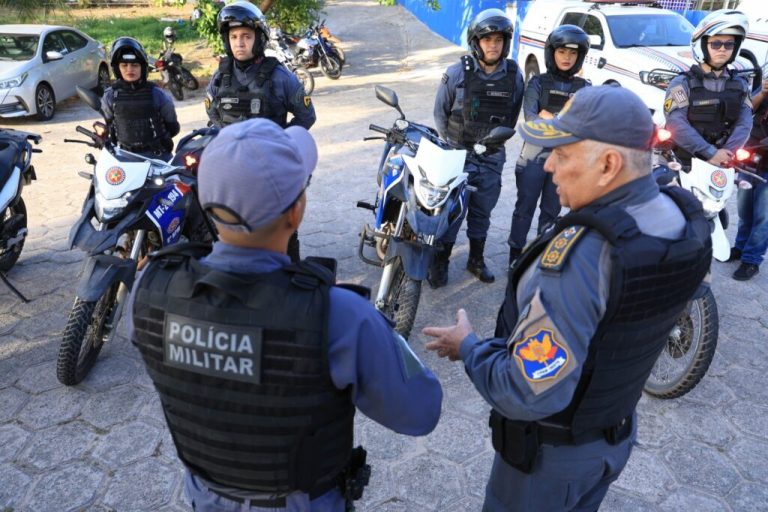 Mais de 1,5 tonelada de drogas e 227 armas apreendidas