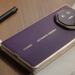 Mate XTs: Novo trifold da Huawei chega com caneta e