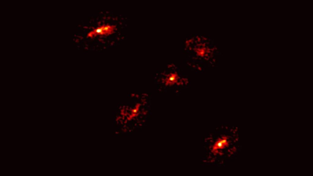 Matéria escura: Cruz de Einstein permite estudar o invisível no