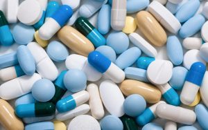 Medicamentos comuns podem afetar a segurança no trânsito, alerta estudo