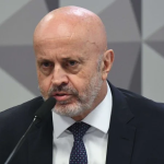 Mendonça vota para manter prisão de “Careca do INSS” e
