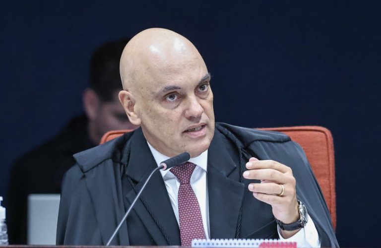 Moraes mantém prisão de 'kids pretos' e de agente da