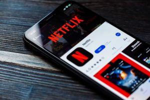 Netflix amplia recurso de clipes para surfar em momentos virais