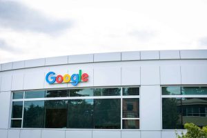 Novo data center do Google pode emitir CO₂ equivalente a