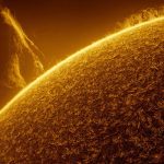 O que são tornados solares e como se formam?