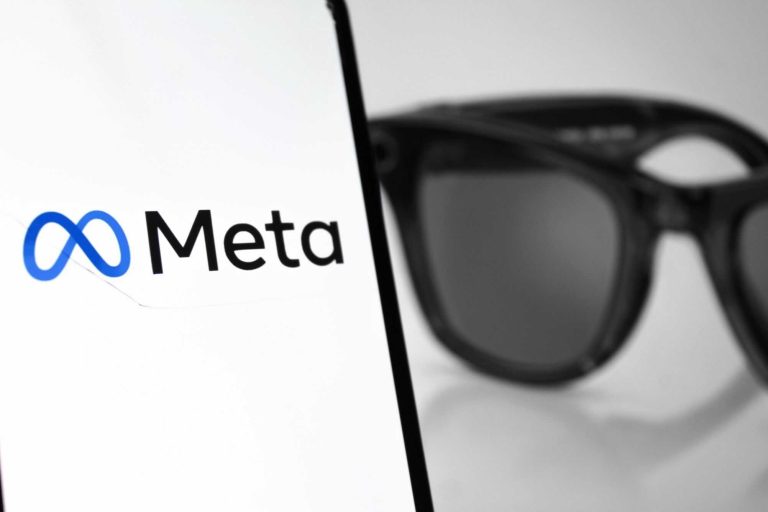 Óculos inteligentes da Meta chegam ao mercado, mas com valor