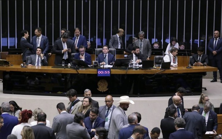 PEC da Blindagem: veja como votaram os deputados do Rio
