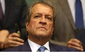 PT processa Valdemar Costa Neto e pede R$ 30 mil