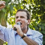 Paes seria eleito governador no primeiro turno, aponta Paraná Pesquisas