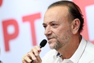 Partidos do Centrão acusam presidente do PT de “postura dúbia”