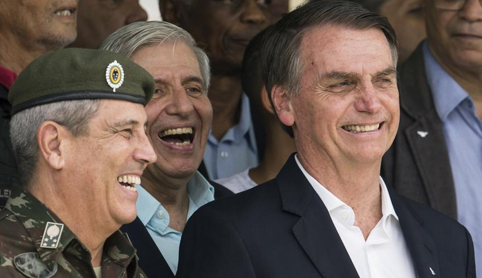 Pela primeira vez na história do Brasil, elite militar é