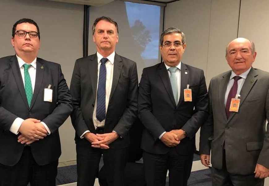 Peritos relataram a Bolsonaro as fraudes no INSS e foram
