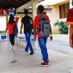 Pesquisa aponta que racismo estrutural e necessidade de renda afastam