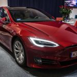 Processos e acordos revelam riscos do sistema Autopilot da Tesla