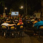 Projeto oferece sessões de cinema movido a energia solar em