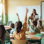 Reajuste de mensalidades escolares em 2026 será mais que o