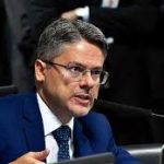 Relator da PEC da Blindagem, Alessandro Vieira anuncia parecer contrário