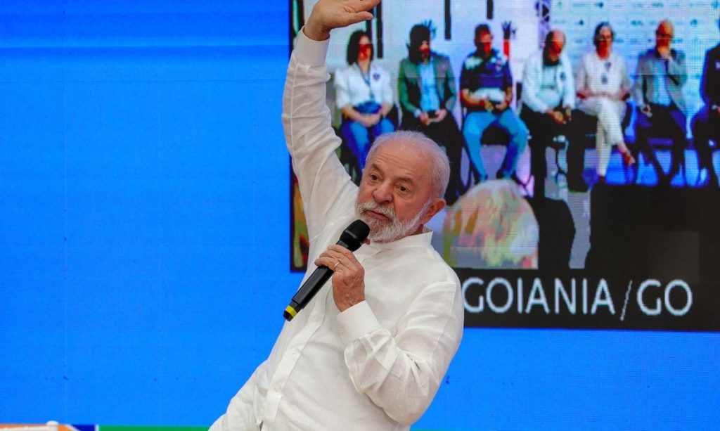 'Se tratando de saúde, não tem direita e esquerda', diz