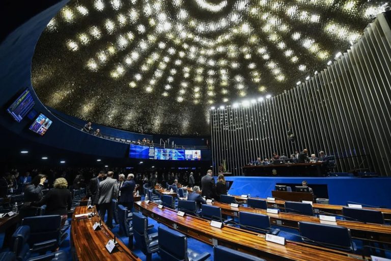 Senadores do Maranhão se posicionam contra PEC da Blindagem