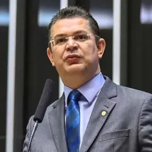 Sóstenes diz que Motta mentiu e sabia da estratégia para