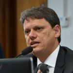 Tarcísio nega ligação do PCC e instaura gabinete para investigar