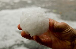 Tempestade de granizo no Canadá deixa marca visível do espaço