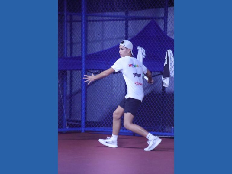 Tenista maranhense Enzo Figueiredo intensifica treinamentos para próximas competições