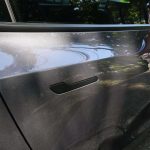 Tesla planeja redesenhar maçanetas após relatos de falhas