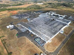 Toyota paralisa produção no Brasil após destruição de fábrica em