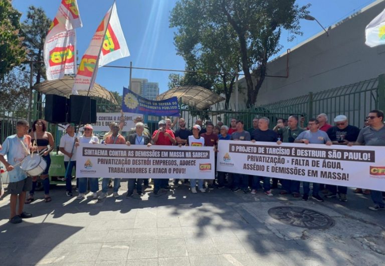 Trabalhadores protestam contra demissões e abusos da Sabesp privatizada