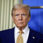 Trump ameaça emissoras nos EUA enquanto sanciona Brasil em nome