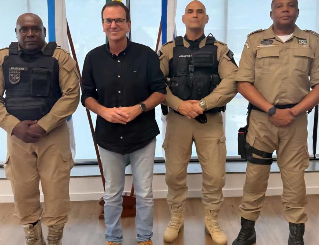 Um dia após confronto com deputados do Psol, Paes reforça